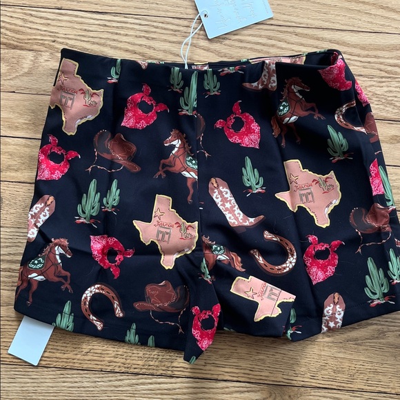 🤠SHOW ME YOUR MUMU SPENCER SKORT IN TEXAS HOLD EM PRINT NWT🤠 SZ M - Picture 5 of 5